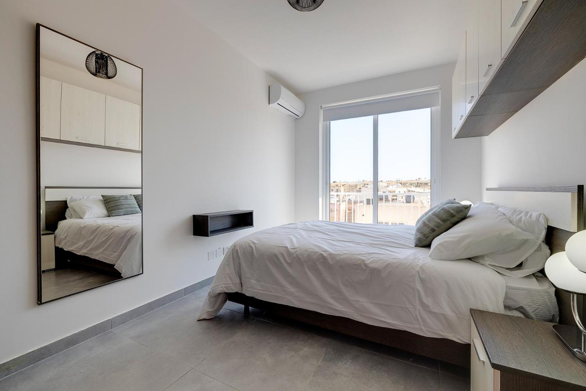 Stunning 2Br Holiday Penthouse In Central Sliema Buitenkant foto