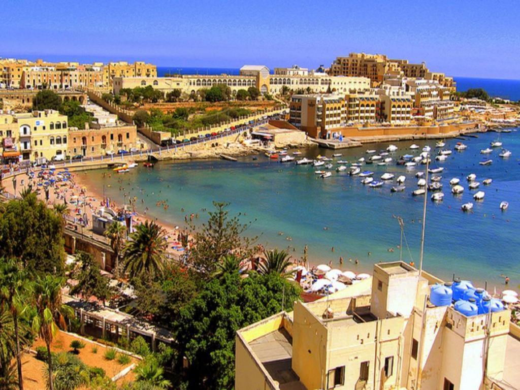 Stunning 2Br Holiday Penthouse In Central Sliema Buitenkant foto