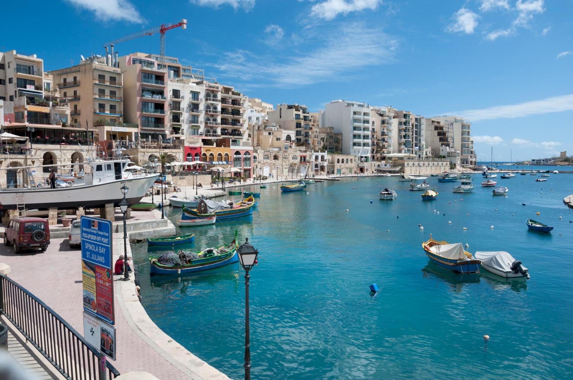 Stunning 2Br Holiday Penthouse In Central Sliema Buitenkant foto